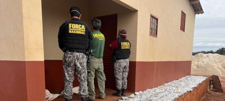 Fazenda clandestina usava terra ind&iacute;gena para esconder agrot&oacute;xico contrabandeado - 