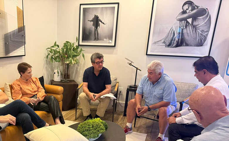 Reunião de alinhamento dos senadores em Washington 