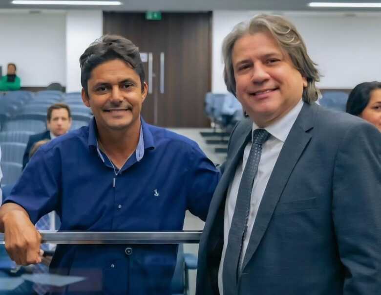 Celso Abrantes e o deputado estadual Pedro Caravina