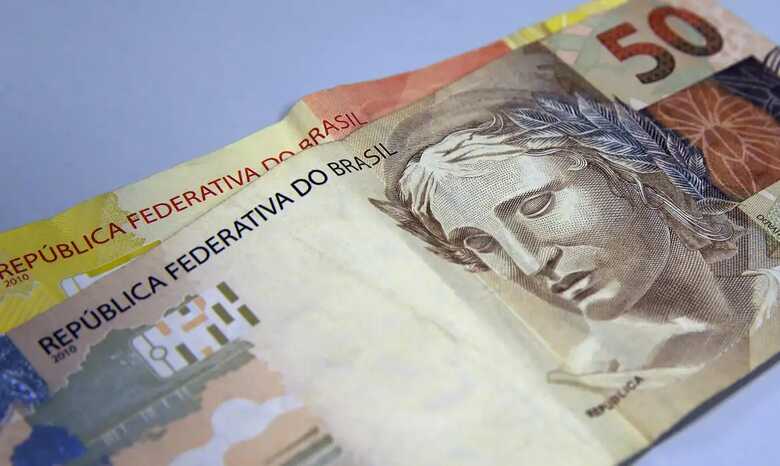 Cédulas de dinheiro para saque