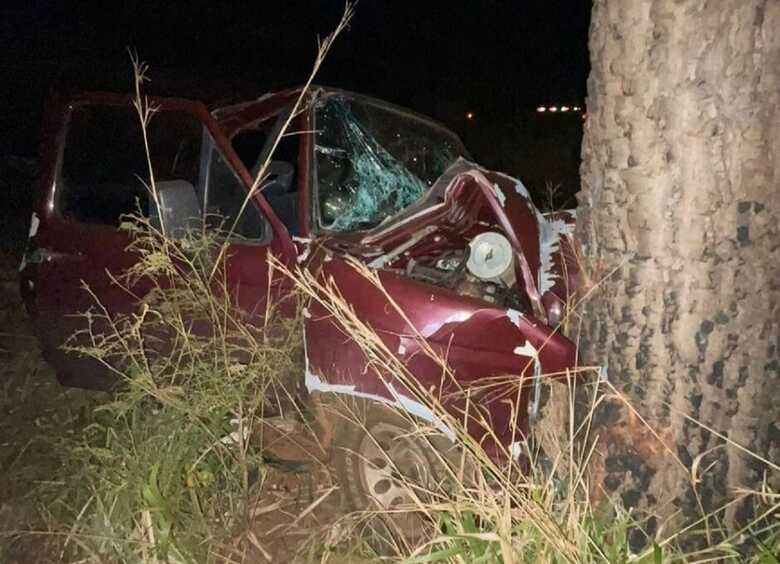 O veículo teria saído da pista 