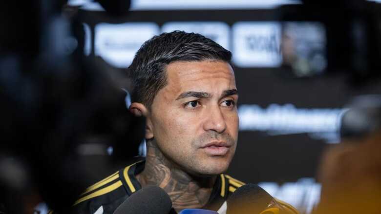 Dudu em apresentação no Atlético-MG  
