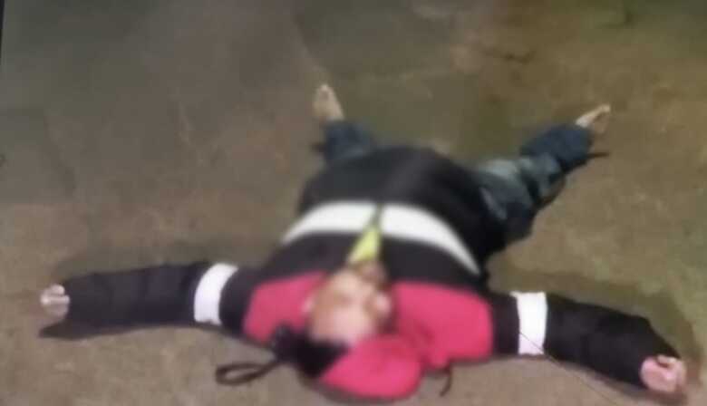 Leonardo foi morto a facadas pelo atual da ex