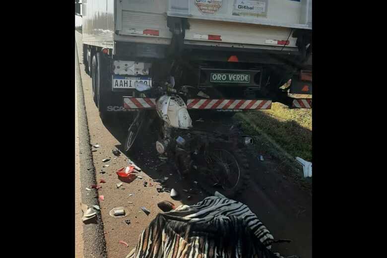 O acidente aconteceu na manhã de ontem