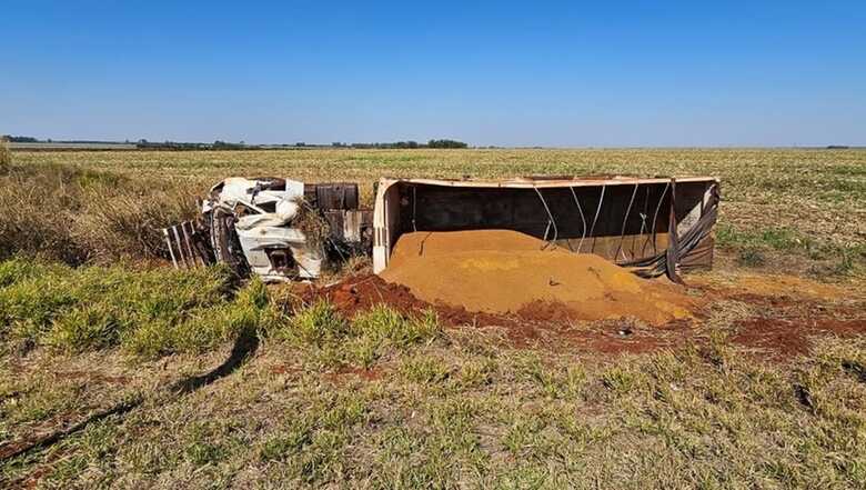 Caminh&atilde;o estava carregado de ra&ccedil;&atilde;o