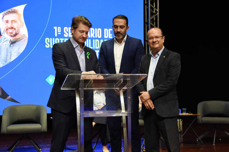 Secret&aacute;rio Frederico Felini, Robson Del Casale, e vice-governador Barbosinha