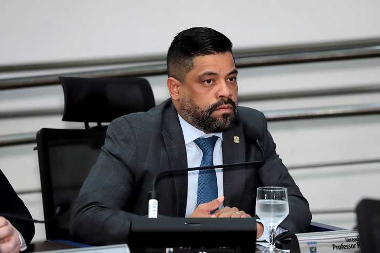 Professor Riverton - 