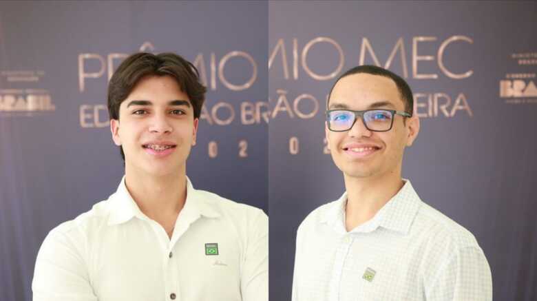 Estudantes que receberam os prêmios