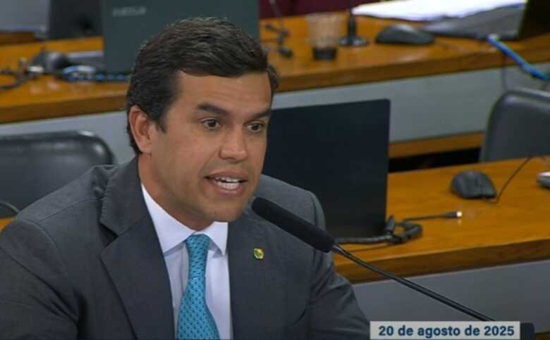 Deputado federal Beto Pereira - 