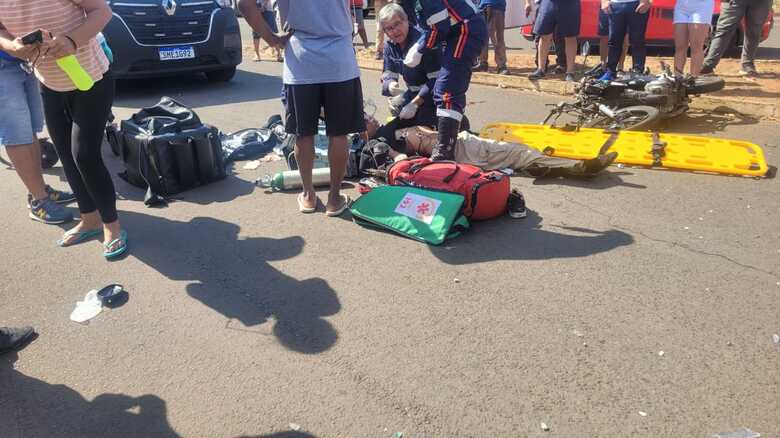 O rapaz foi socorrido pelo SAMU