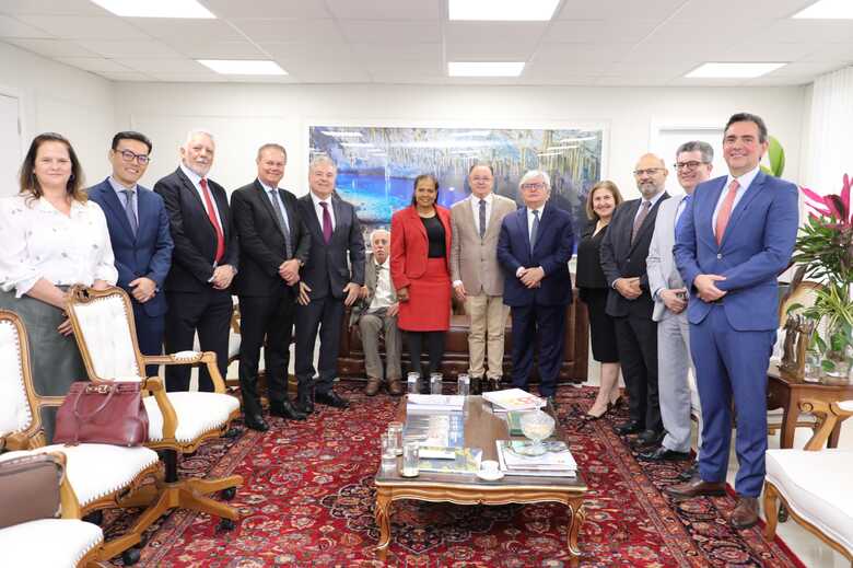 Ministros do STJ participam de visita institucional ao TJMS - 