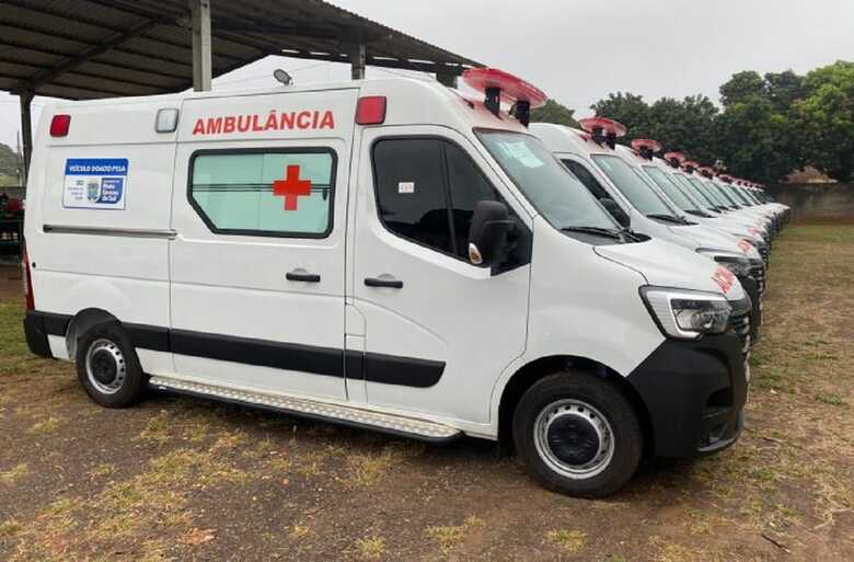 Ambulâncias serão entregues