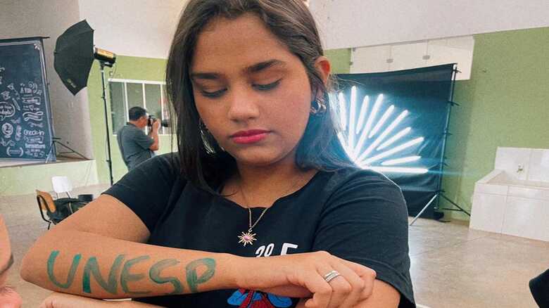Maria Eduarda está no primeiro semestre da faculdade