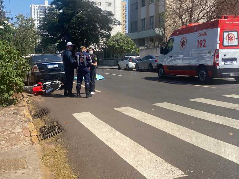 Motociclista n&atilde;o resistiu ao impacto do acidente