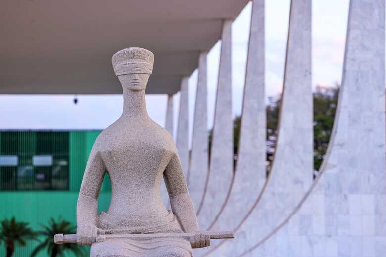 STF Fachada e Estátua da Justiça - 