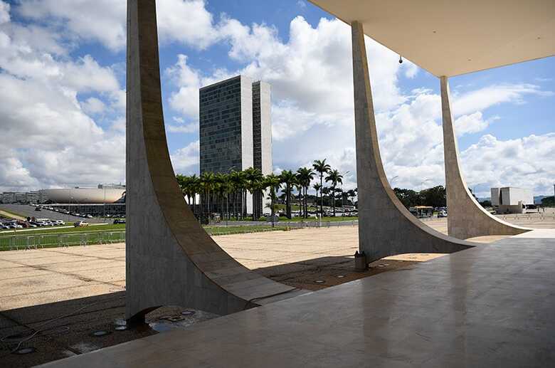 Fachada do prédio do Congresso Nacional vista do STF - 
