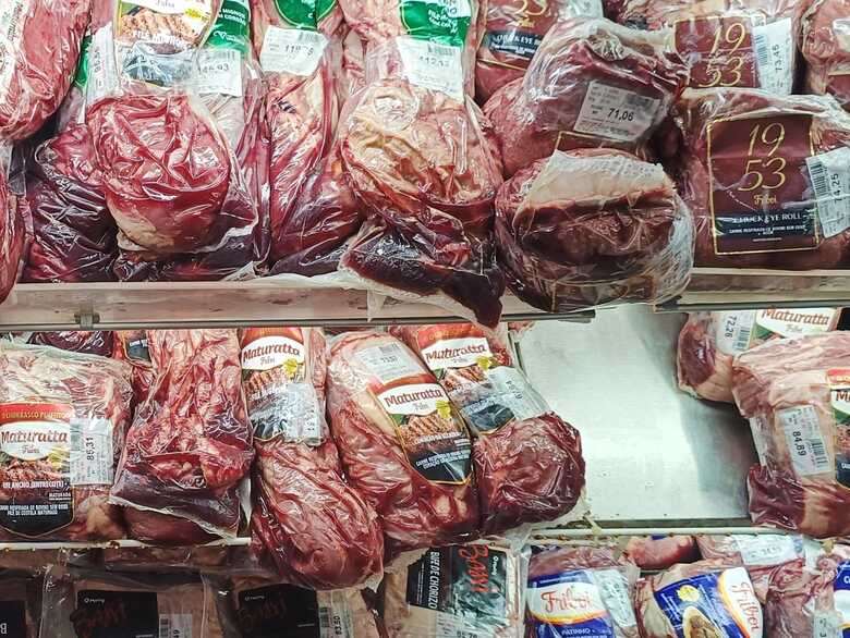 Carne foi furtada pelo homem