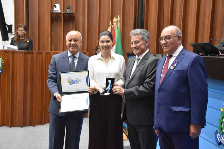  O líder empresarial foi representado pela diretora de indústria Adriana Sato