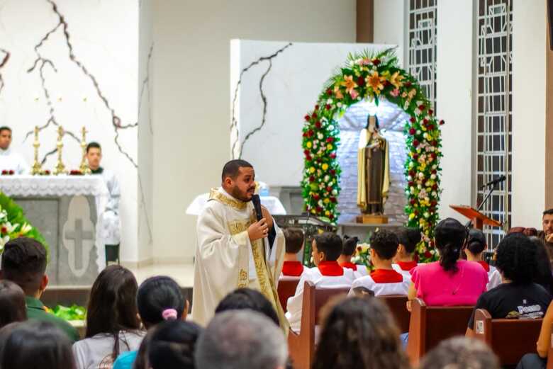 Pe. Neif Damião Lescano Nabhan