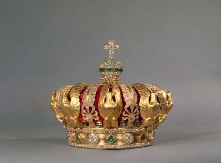 Louvre.  Coroa da Imperatriz Eugênia (1855), de Gabriel Lemonnier