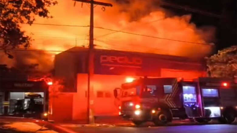 Chamas estavam bastante altas