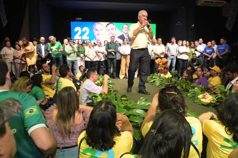 Reinaldo Azambuja em sua filiação ao PL