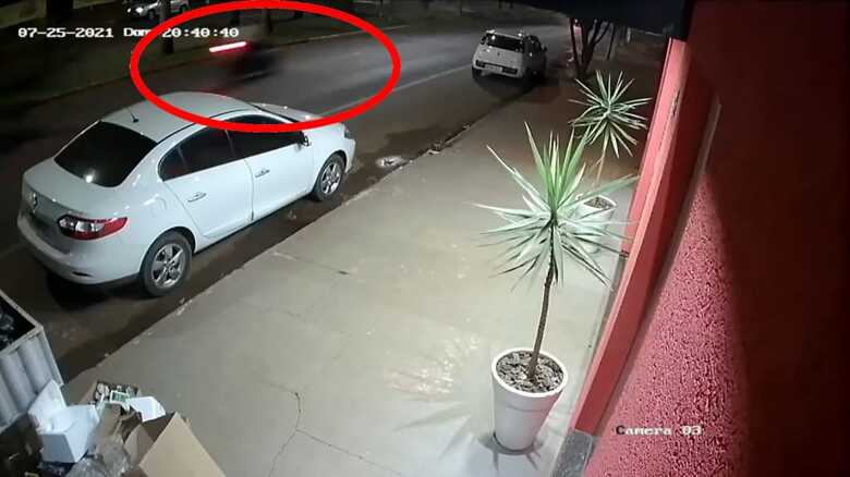 Réu em alta velocidade segundos antes do acidente - 