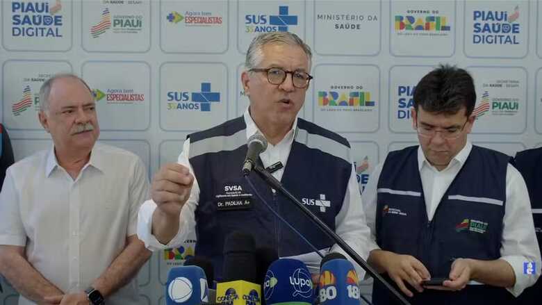 Ministro Alexandre Padilha durante anúncia