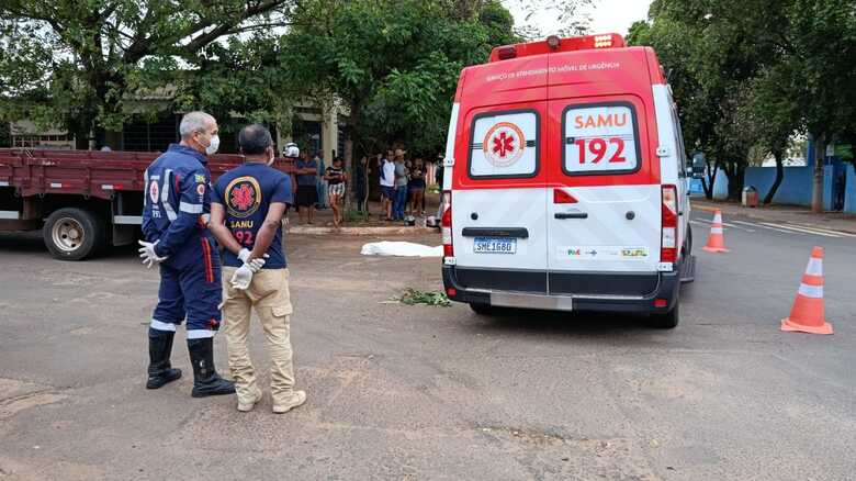 Acidente aconteceu nas primeiras horas da manhã