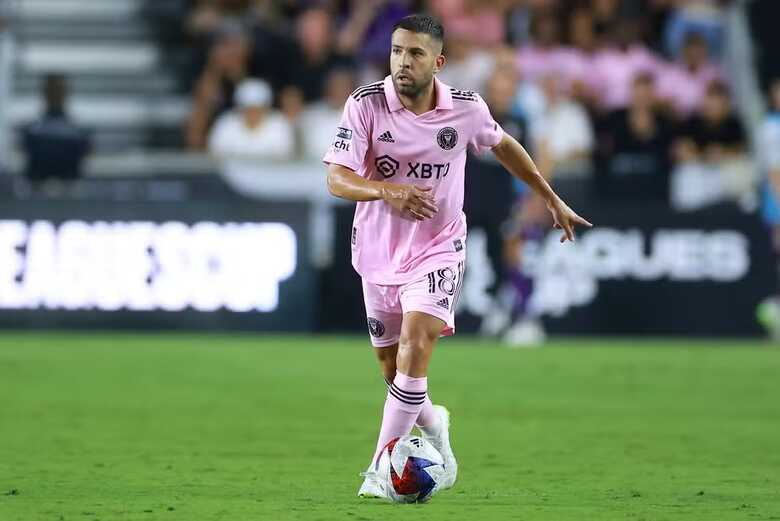 Jordi Alba anuncia final da carreira no fim da temporada 