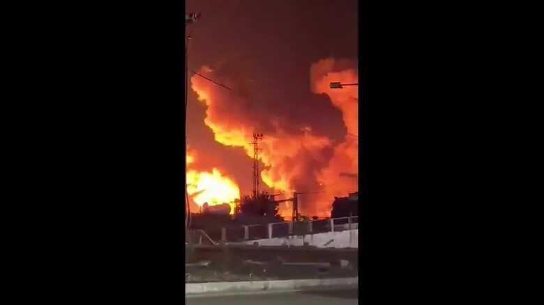 Explosões em Msayleh após ataques aéreos de Israel 