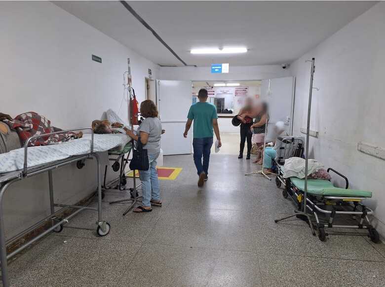 Pacientes da área verde aguardando encaminhamento