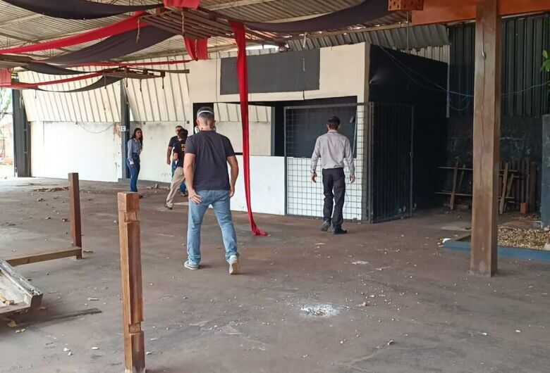 A vítima foi achada após o cheiro forte da decomposição se espalhar pela região