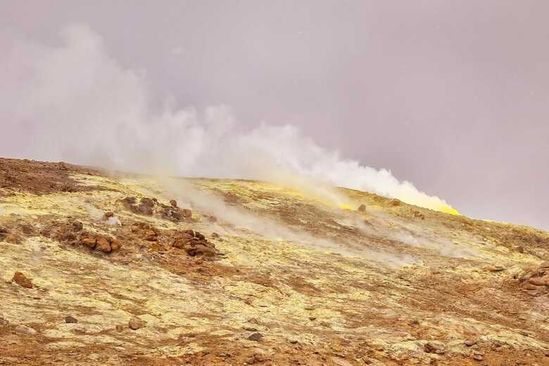 Novos dados mostram que o solo perto do cume vulcânico subiu 9 cm entre julho de 2023 e maio de 2024