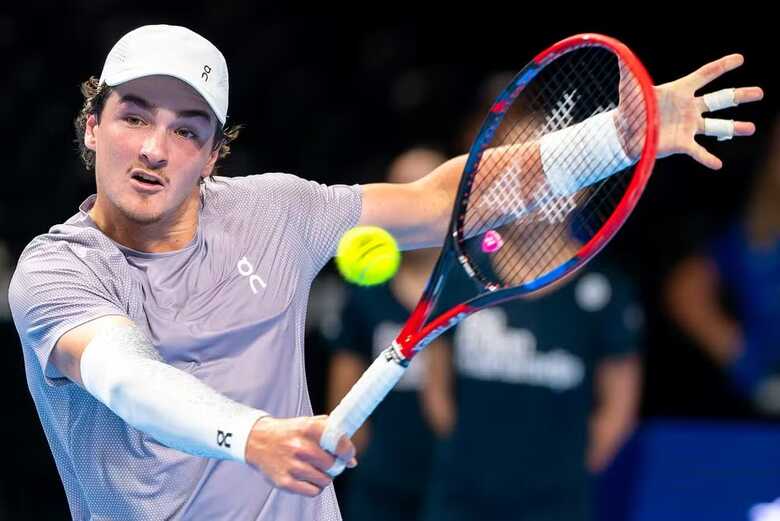 João Fonseca derruba atual campeão do ATP 500 da Basileia