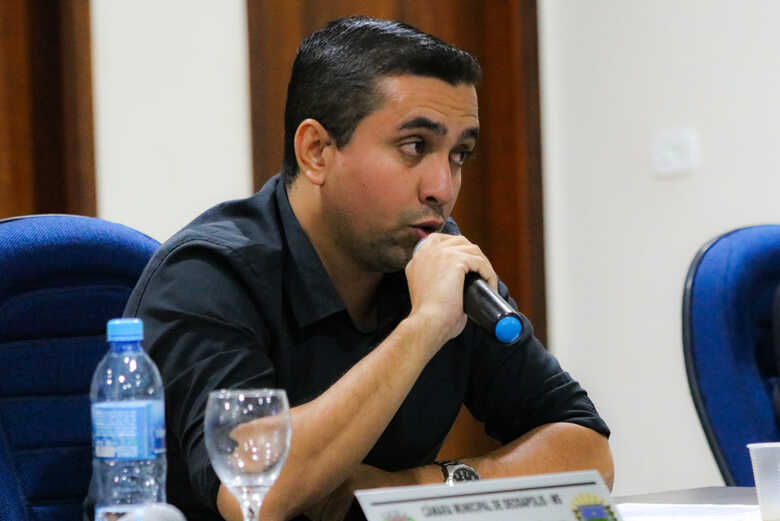 Carlos de Lima Neto Júnior, o "Juninho Lima" - 