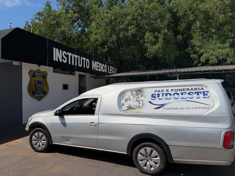 Corpo do recém-nascido foi levado ao IML de Jardim