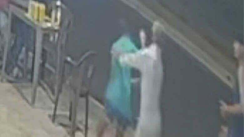 Agressões aconteceram em uma conveniência