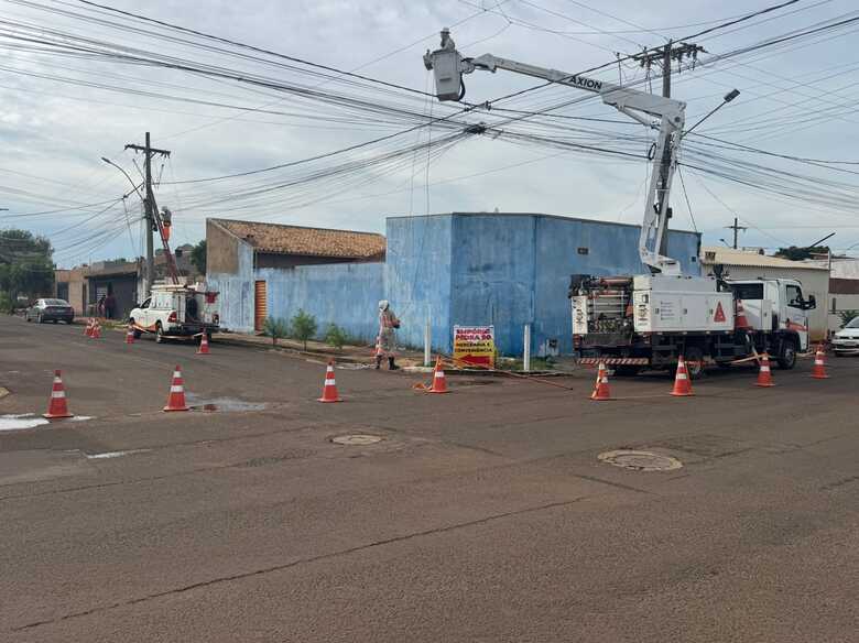 Equipes da Energisa seguem atuando em várias cidades