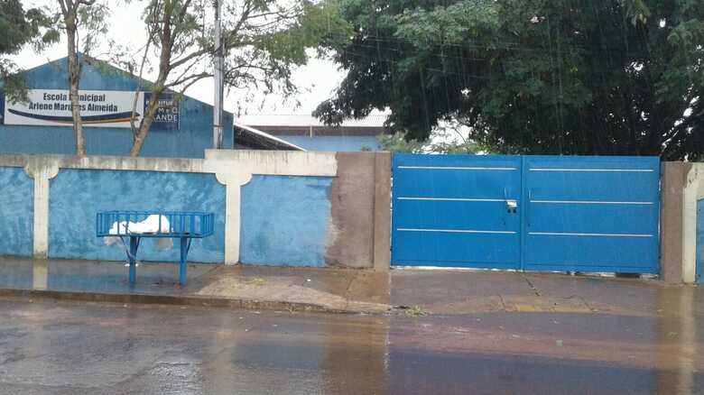 Escola onde quase aconteceu o furto