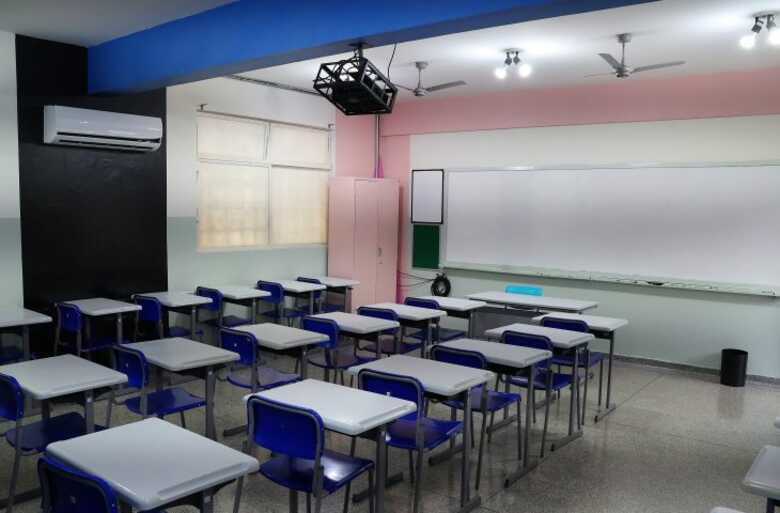 O Procon reforça que a relação contratual entre escola e responsáveis deve ser clara e transparente