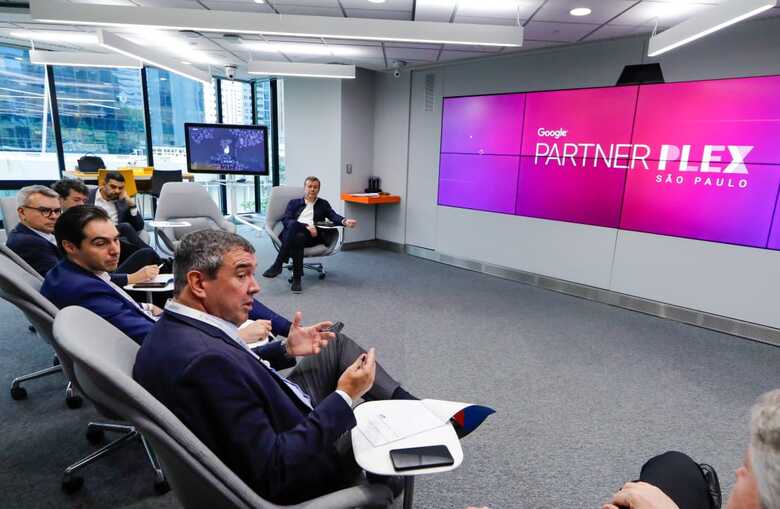 O anúncio foi feito durante reunião na sede do Google, em São Paulo