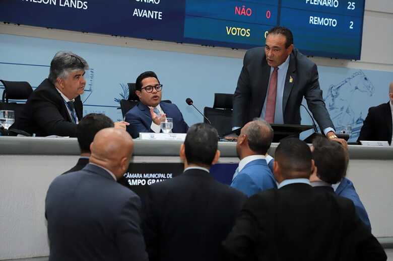 Sess&atilde;o ordin&aacute;ria na C&acirc;mara Municipal