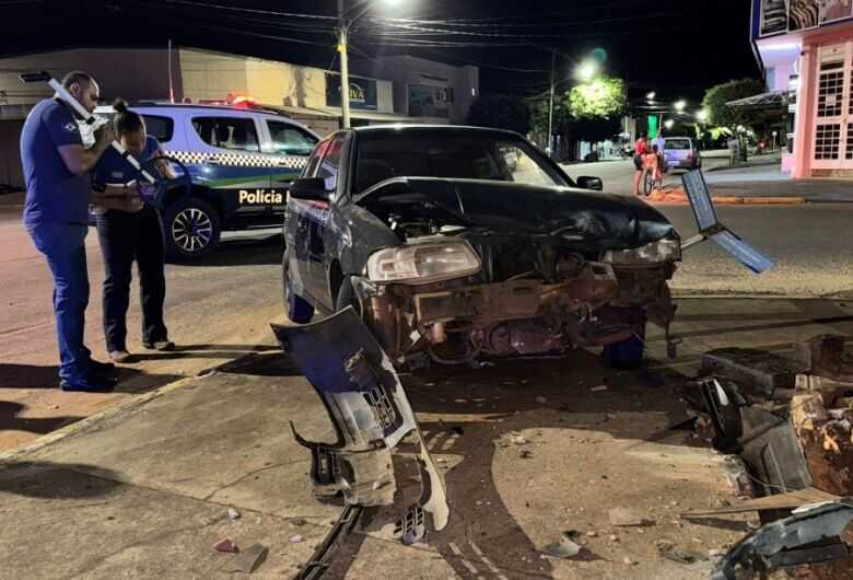 O acidente aconteceu na noite de ontem