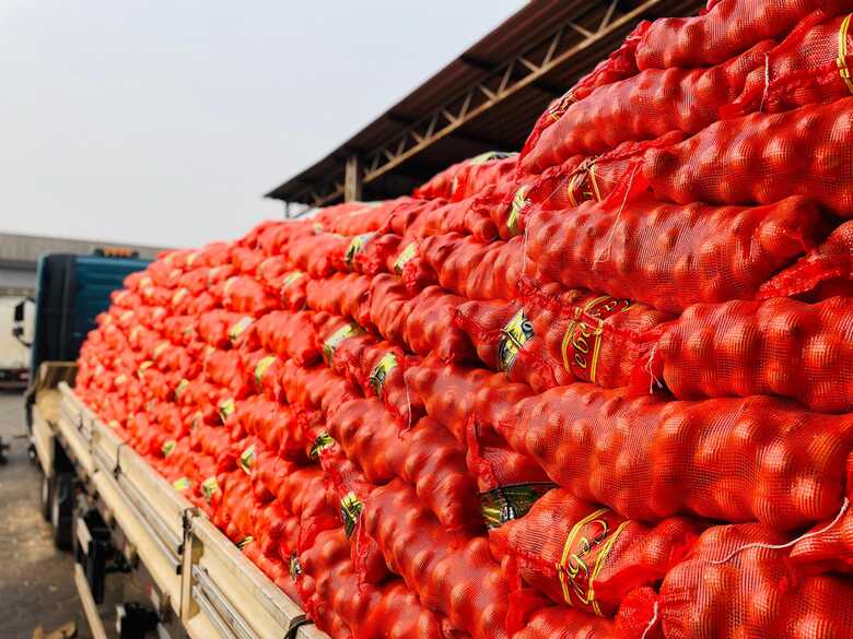 A cebola nacional também pesou mais no bolso