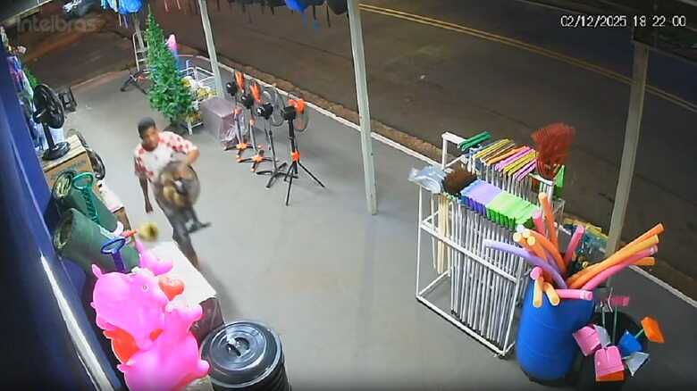 Ladrão foi embora com o ventilador