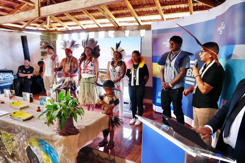 Em evento que contou com apresentações culturais e falas de autoridades, indígenas apresentaram proposta de plano de visitação turística 