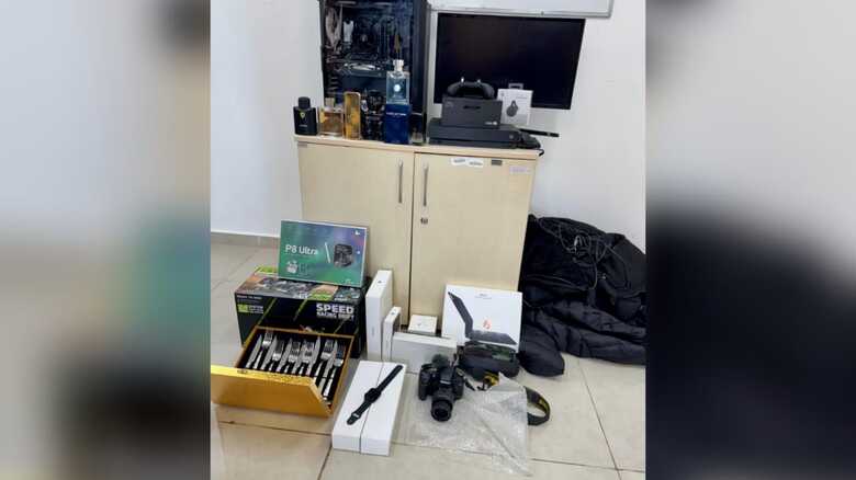 Produtos foram apreendidos durante a operação