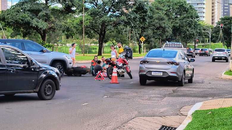 O acidente aconteceu na tarde de hoje