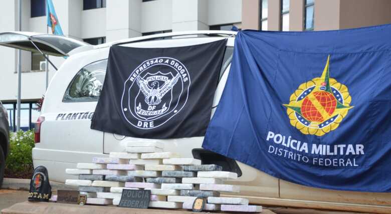 Droga apreendida - Foto: Divulga&ccedil;&atilde;o / Pol&iacute;cia Federal
